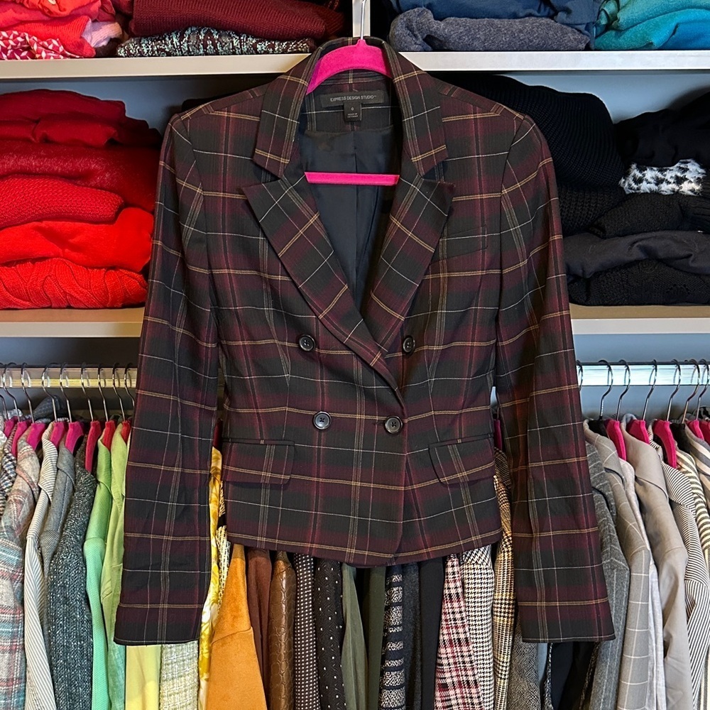 Express maroon/black plaid 2 pocket double breasted blazer size 0
